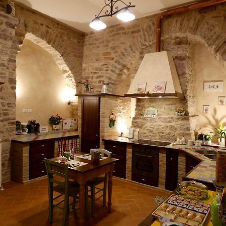 La Casina Colorata Ξενοδοχείο Ασίζη Εξωτερικό φωτογραφία