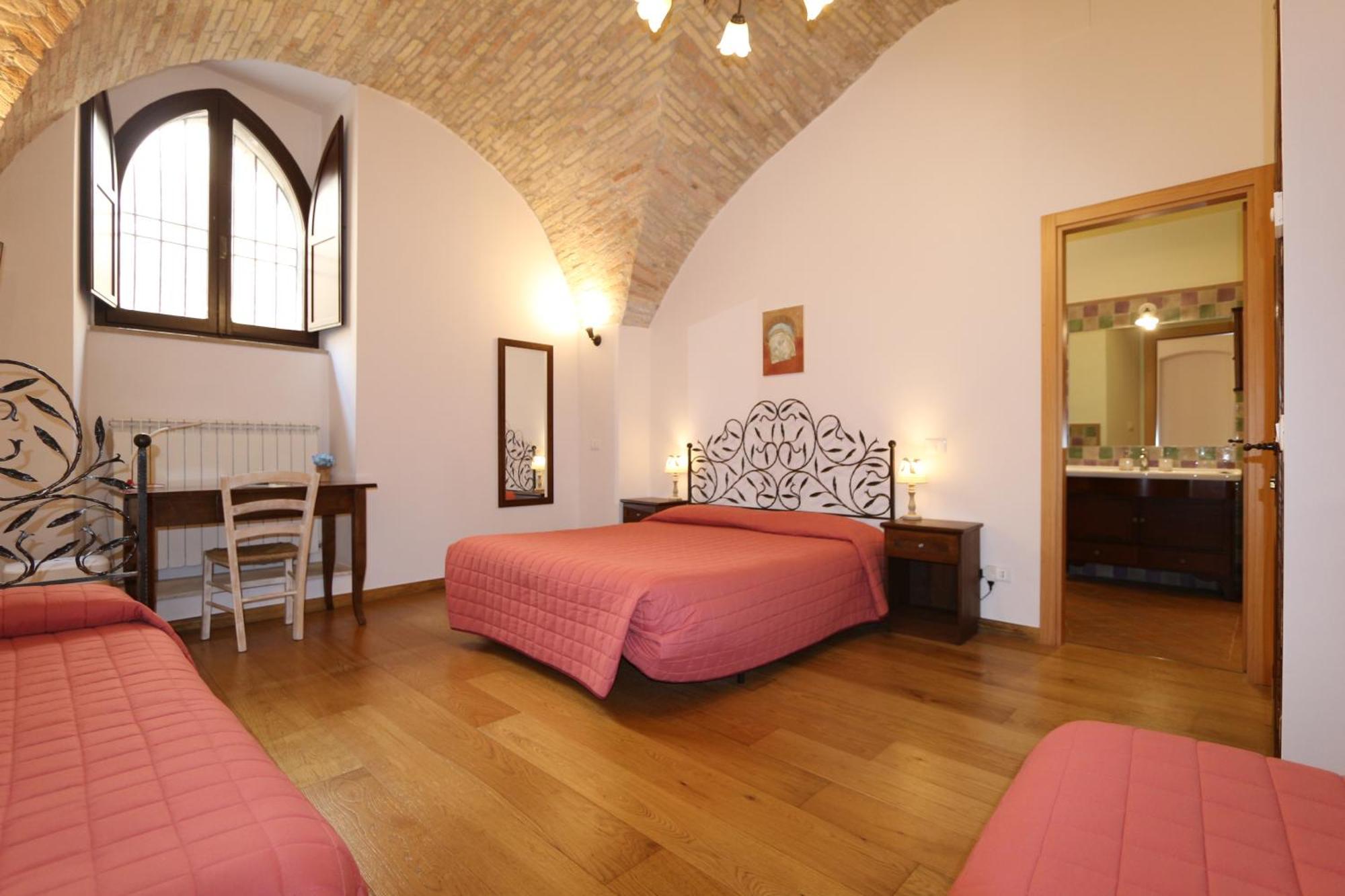 La Casina Colorata Ξενοδοχείο Ασίζη Εξωτερικό φωτογραφία