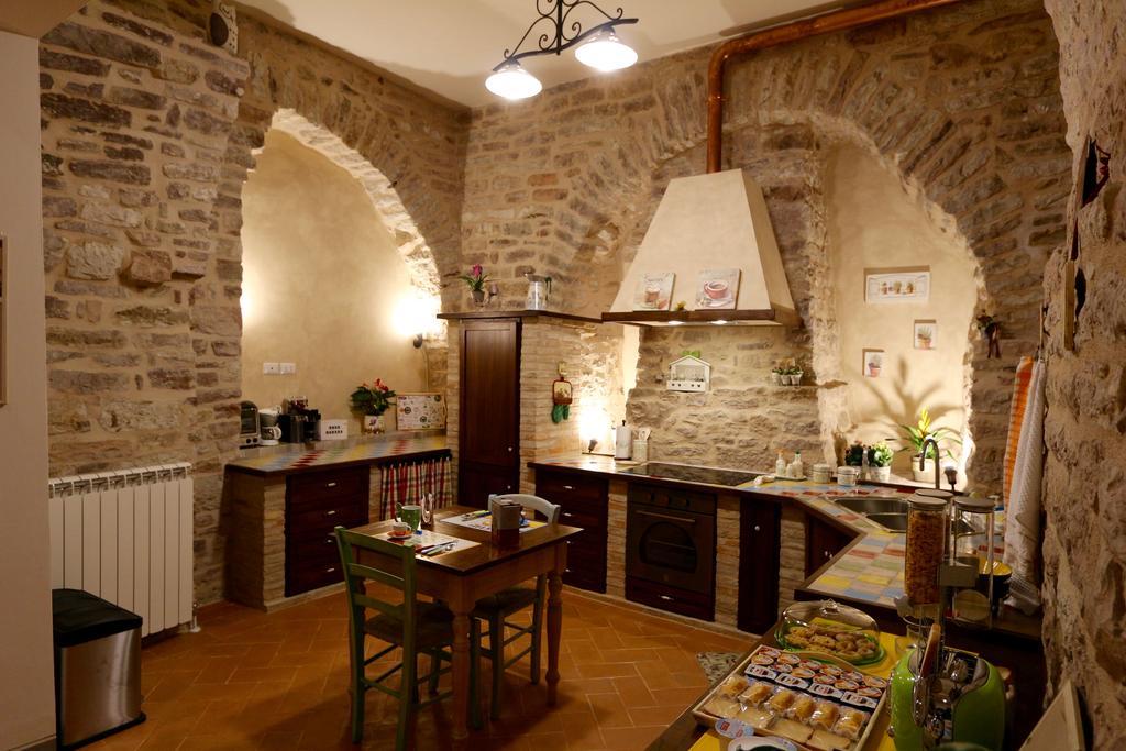 La Casina Colorata Ξενοδοχείο Ασίζη Εξωτερικό φωτογραφία