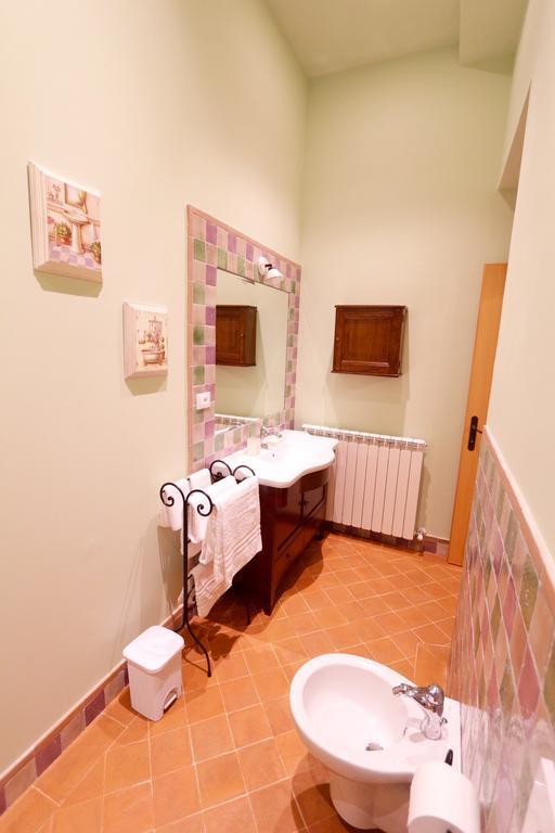 La Casina Colorata Ξενοδοχείο Ασίζη Δωμάτιο φωτογραφία