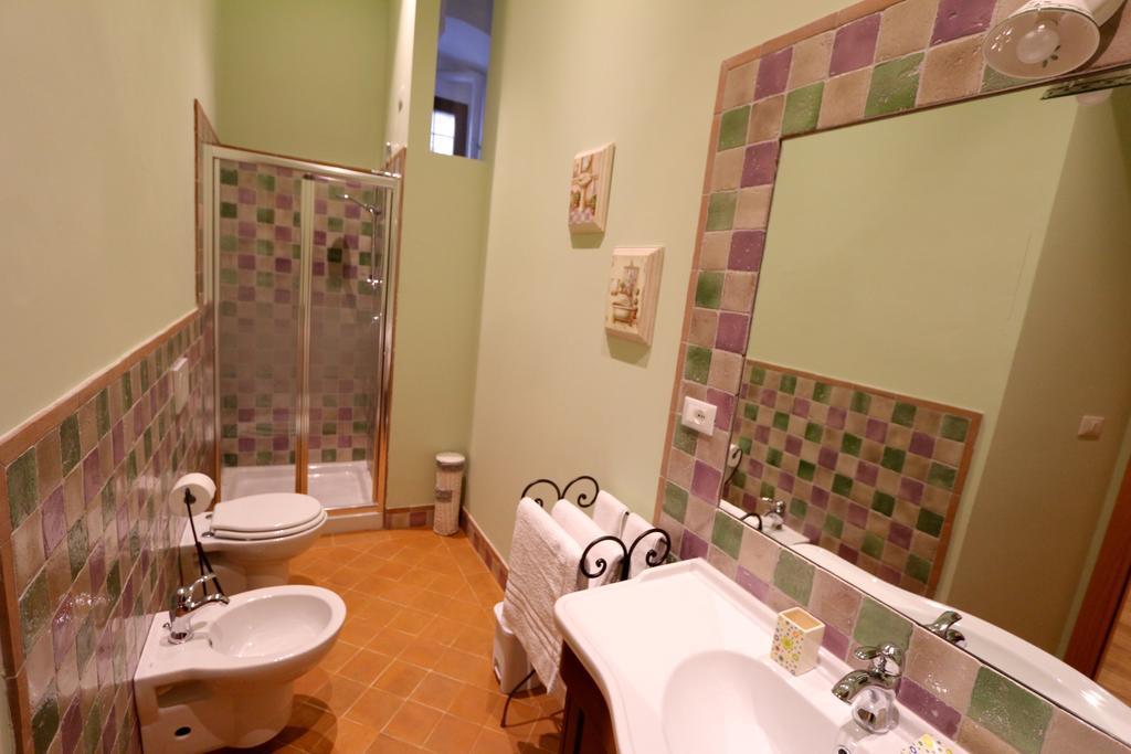 La Casina Colorata Ξενοδοχείο Ασίζη Δωμάτιο φωτογραφία